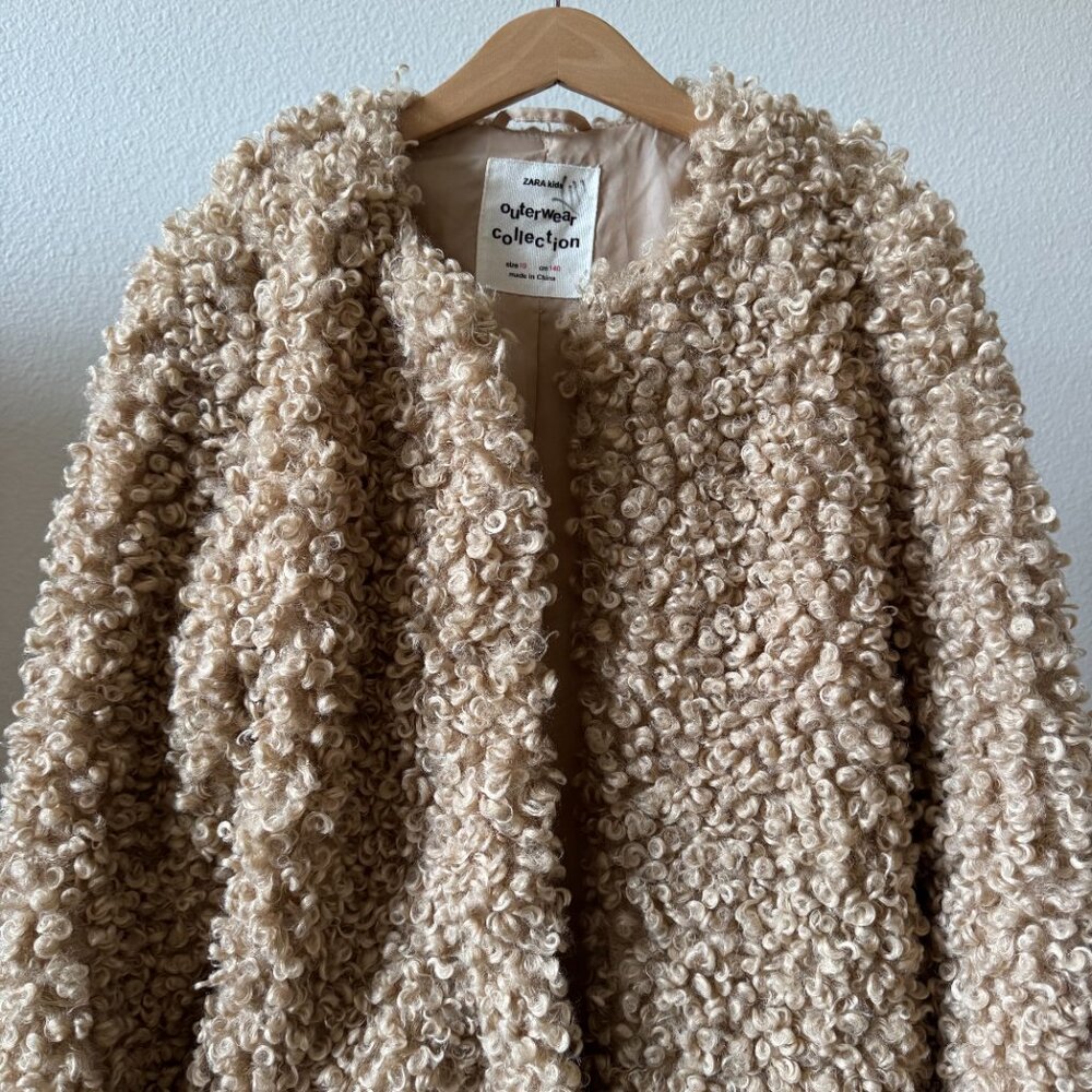Zara Girls Sherpa Teddy Coat Camel Tan Furry Jacket Size 10 Minimalist Trend - Picture 4 of 14